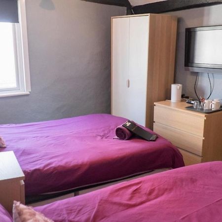 Oyo The Bell Hotel Hoddesdon Luaran gambar
