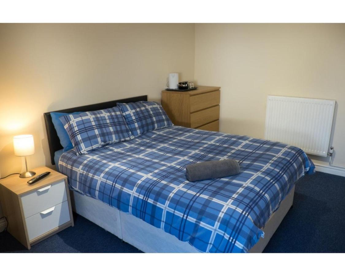Oyo The Bell Hotel Hoddesdon Luaran gambar