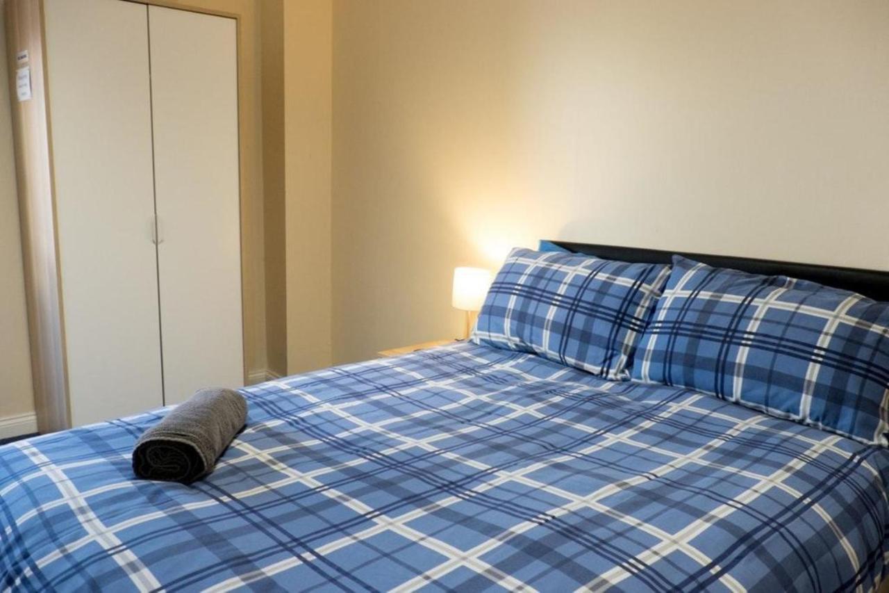 Oyo The Bell Hotel Hoddesdon Luaran gambar